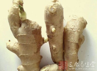白鲫魚一尾,綿茵陳2兩,蜜棗3個,姜2片 白鲫魚一尾,綿茵陳2兩,蜜棗3個,姜2片