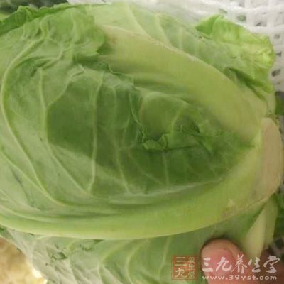 卷心菜20g,土豆50g,雞蛋1個,牛高湯適量,胡蘿卜30g 卷心菜20g,土豆50g,雞蛋1個,牛高湯適量,胡蘿卜30g