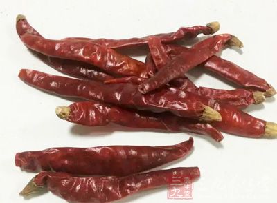 紅菜苔500克、姜蒜適量、剁辣椒適量、鹽 紅菜苔500克、姜蒜適量、剁辣椒適量、鹽