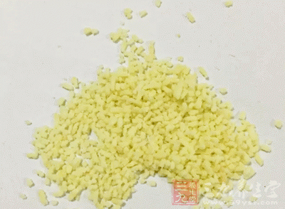 羊尾骨,鹽,胡椒粉,香菜,雞精 羊尾骨,鹽,胡椒粉,香菜,雞精
