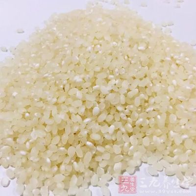 東北珍珠米一小飯碗 干荷葉四分之一張 東北珍珠米一小飯碗 干荷葉四分之一張