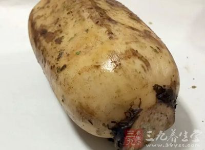 蓮藕300克,豬裡脊肉150克,干香菇40克 蓮藕300克,豬裡脊肉150克,干香菇40克