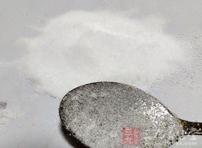 肘子,甜酒水,油,鹽,干紅辣椒,豆豉,雞精,蚝油,醋,姜,味精 肘子,甜酒水,油,鹽,干紅辣椒,豆豉,雞精,蚝油,醋,姜,味精