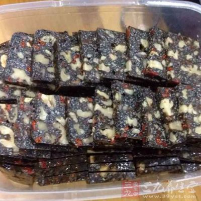 驢肉、大米各50克,阿膠10克 驢肉、大米各50克,阿膠10克