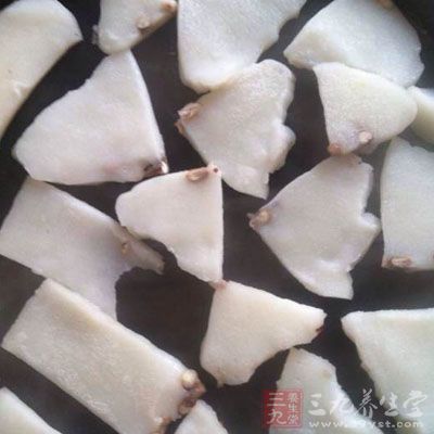 百果年糕和白年糕