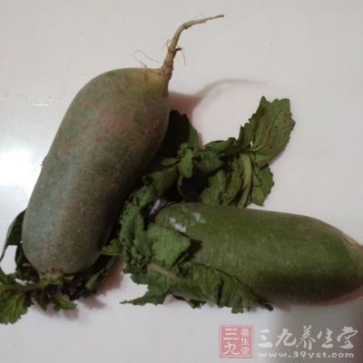 青蘿卜,白糖,味精少許,生抽,老抽,黃酒,鹽 青蘿卜,白糖,味精少許,生抽,老抽,黃酒,鹽