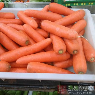 青蘿卜,胡蘿卜,鹽,白醋,干辣椒,糖 青蘿卜,胡蘿卜,鹽,白醋,干辣椒,糖