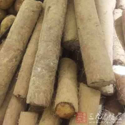 山藥去皮切滾刀塊