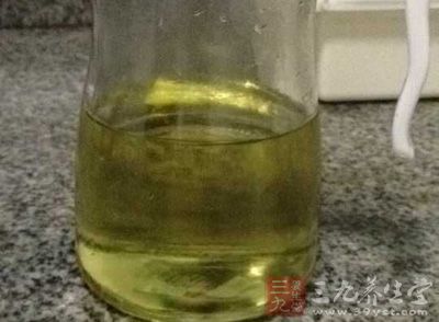 醬30克，色拉油30克，鹽5克，味精5克