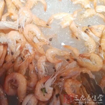 扇貝400克，北極貝、蝦肉、銀鳕魚肉、靈芝菇