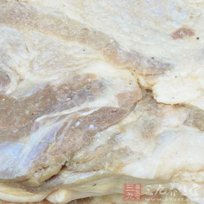 蕌子，紅椒，臘肉，鹽，醬油，雞精