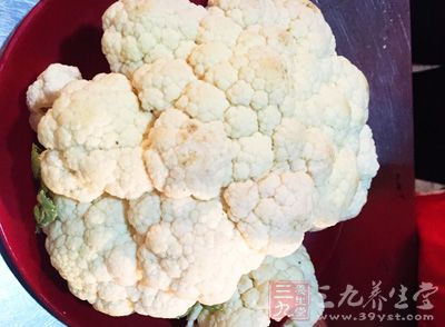 菜花,五花肉,青尖椒,朝天椒,姜 菜花,五花肉,青尖椒,朝天椒,姜