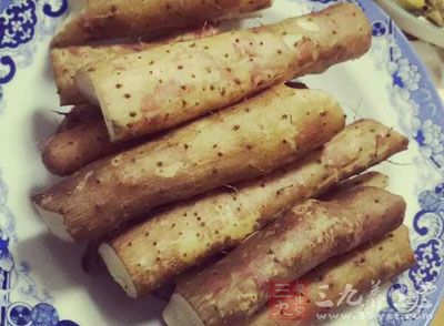 山藥味甘、性平,入肺、脾、腎經 山藥味甘、性平,入肺、脾、腎經