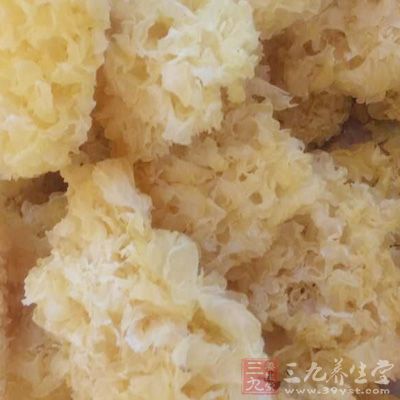 木薯澱粉,香芋,紫薯,銀耳,枸杞,白果,芋圓,薯圓,椰漿,冰糖 木薯澱粉,香芋,紫薯,銀耳,枸杞,白果,芋圓,薯圓,椰漿,冰糖