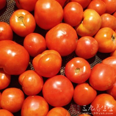 番薯2個,老姜1塊,片糖1塊 番薯2個,老姜1塊,片糖1塊