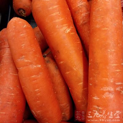 雞蛋3個,糖少許,鹽1小匙,蔥花,生粉少許 雞蛋3個,糖少許,鹽1小匙,蔥花,生粉少許