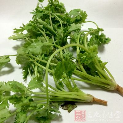 狗肉3500克,黃酒30克,紫蘇子25克,香菜100克,香油100克 狗肉3500克,黃酒30克,紫蘇子25克,香菜100克,香油100克