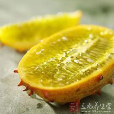 朋友們可以多吃點含維生素C的水果 朋友們可以多吃點含維生素C的水果