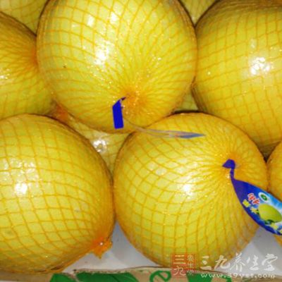 柚子皮100克,南瓜200克,臘肉180克 柚子皮100克,南瓜200克,臘肉180克