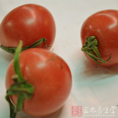 蝦仁560克,鳄梨(牛油果)3個,小蔥1小束,大紅番茄3個 蝦仁560克,鳄梨(牛油果)3個,小蔥1小束,大紅番茄3個