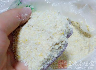 面粉70克,糖1/2茶匙,蛋1/2只,鮮奶140毫升 面粉70克,糖1/2茶匙,蛋1/2只,鮮奶140毫升