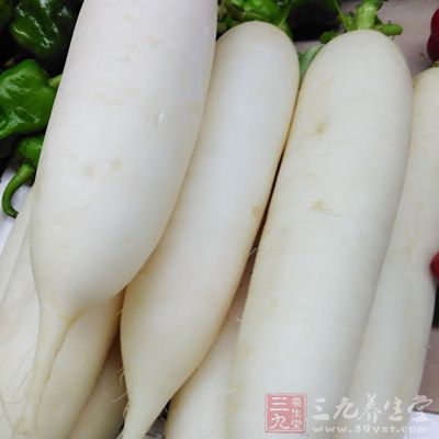 白蘿卜可以去油脂,起到降血脂,軟化血管的功效 白蘿卜可以去油脂,起到降血脂,軟化血管的功效