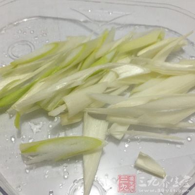 適量的蔥段 適量的蔥段