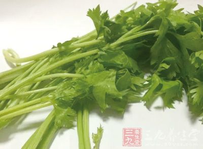 適量的水芹 適量的水芹