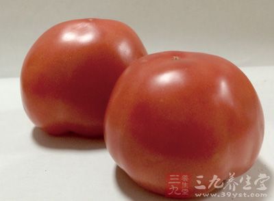 適量的西紅柿約100克 適量的西紅柿約100克