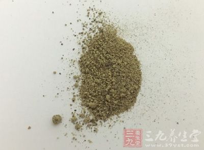 適量的黑胡椒 適量的黑胡椒