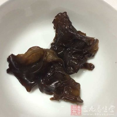 木耳與棗的功效相信不用多說大家應該都會知道