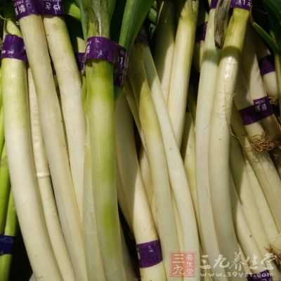 大蔥切絲適量