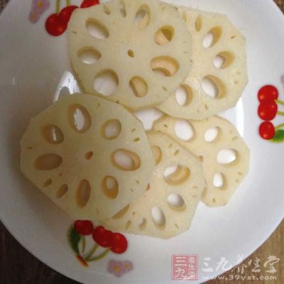 蓮藕去皮切塊