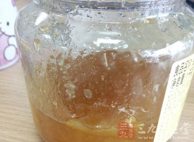 山藥,藍莓醬,蜂蜜,牛奶,鹽少許 山藥,藍莓醬,蜂蜜,牛奶,鹽少許