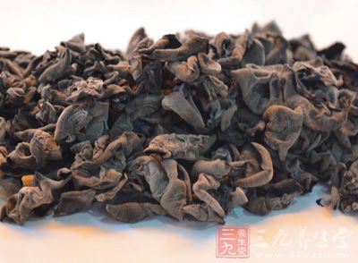 涼拌木耳是最適合秋季使用的一道涼菜