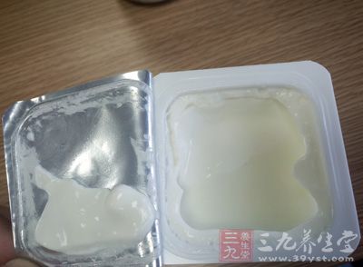 糖120g,水30ML,鮮奶油250ML,蛋6個,牛奶500ml 糖120g,水30ML,鮮奶油250ML,蛋6個,牛奶500ml