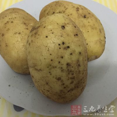 土豆煎制最好用不粘鍋