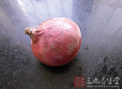 鮮洋蔥1只 鮮洋蔥1只