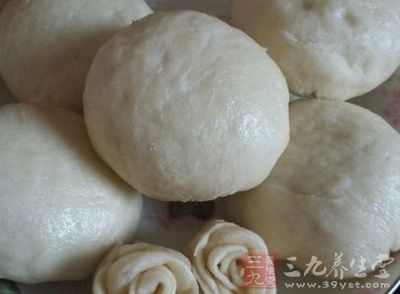 東北粘豆包的做法其實很簡單