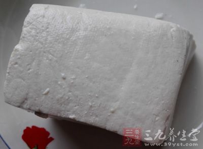豆腐洗淨切長條狀