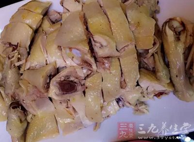 蒸香鴨的做法很簡單，我們完全可以在家裡制作