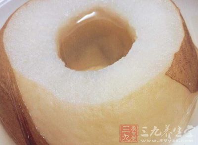 雪梨炖川貝的做法很簡單