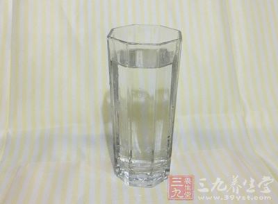 青菜、油面筋、香菇、水、油、糖、鹽、雞精