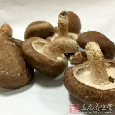 香菇洗淨切片