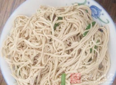 豆腐絲的做法有很多種，我們完全可以在家裡制作