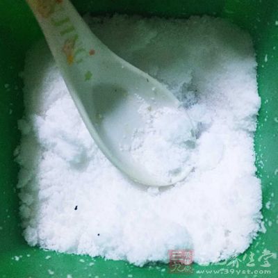 適量的白砂糖 適量的白砂糖
