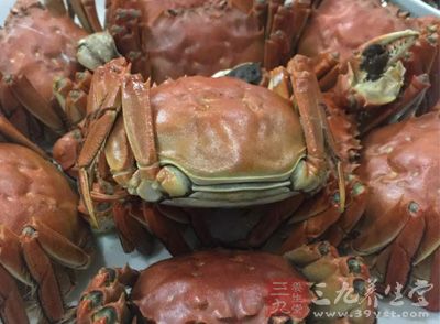 醉蟹的做法很簡單，我們可以在家制作