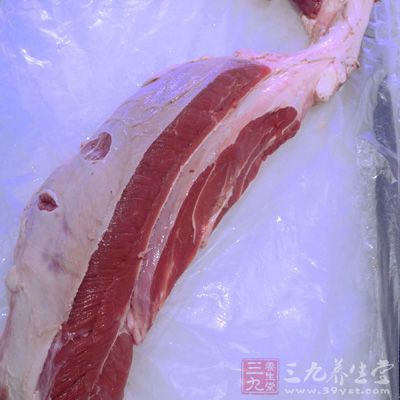 材料:白蘿卜450克,牛肉(瘦)100克 材料:白蘿卜450克,牛肉(瘦)100克