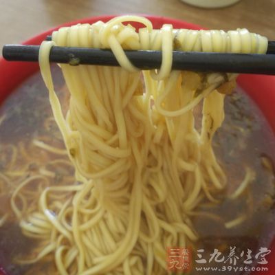 面條宜消化，是養胃的主要主食