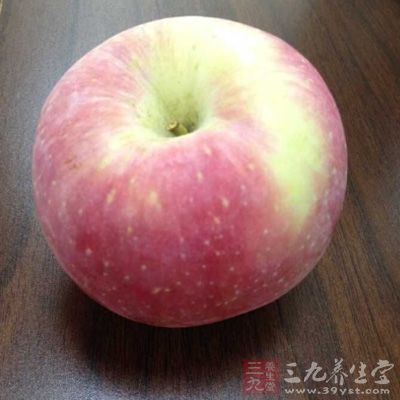 蘋果3只(約500克)